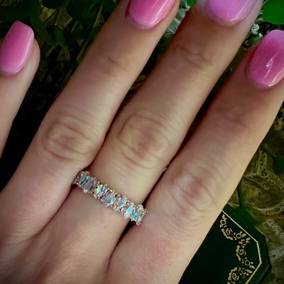 Beautiful Aurora Borealis pear cut unique band style ring 14K White Gold & 925 - Picture 7 of 13